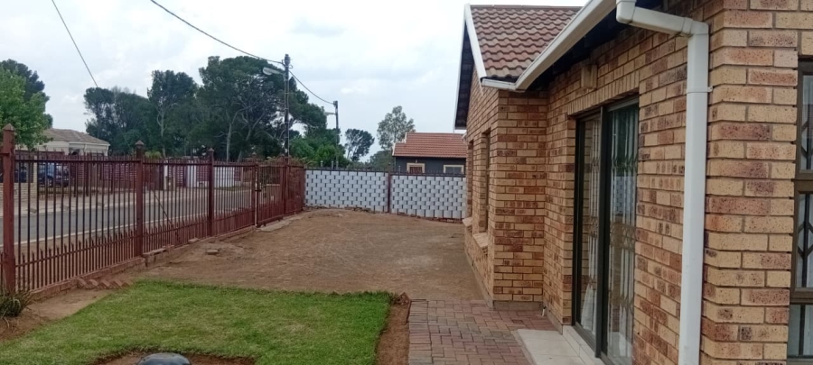 3 Bedroom Property for Sale in Pinehaven Free State